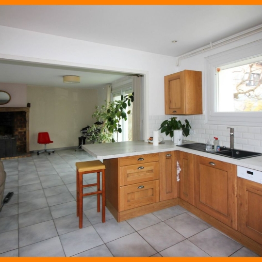  Annonces CROIXROUSSE : Maison / Villa | RILLIEUX-LA-PAPE (69140) | 128 m2 | 425 000 € 