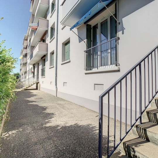  Annonces CROIXROUSSE : Apartment | LYON (69005) | 81 m2 | 1 450 € 