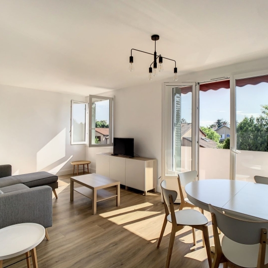  Annonces CROIXROUSSE : Apartment | LYON (69005) | 81 m2 | 1 450 € 