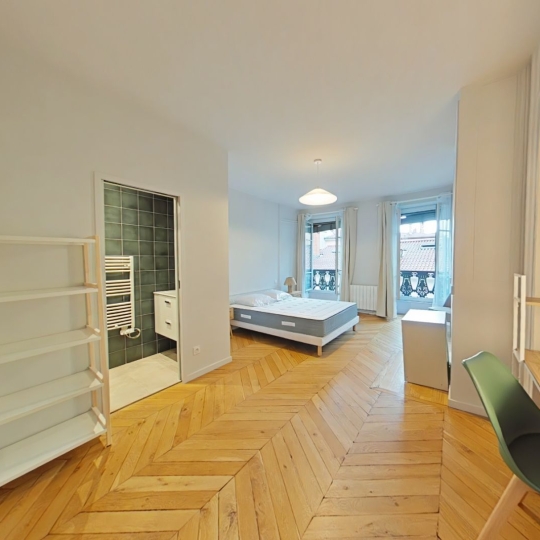  Annonces CROIXROUSSE : Appartement | LYON (69001) | 133 m2 | 2 600 € 