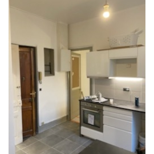  Annonces CROIXROUSSE : Apartment | LYON (69008) | 39 m2 | 690 € 