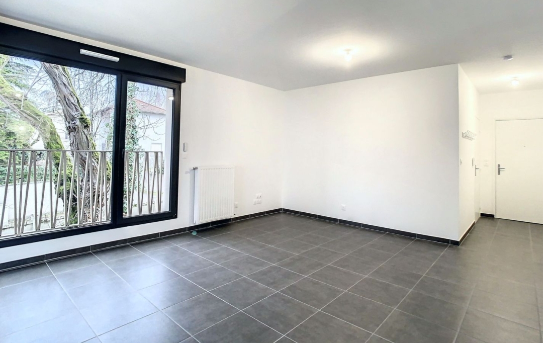 Annonces CROIXROUSSE : Appartement | FEYZIN (69320) | 49 m2 | 820 € 