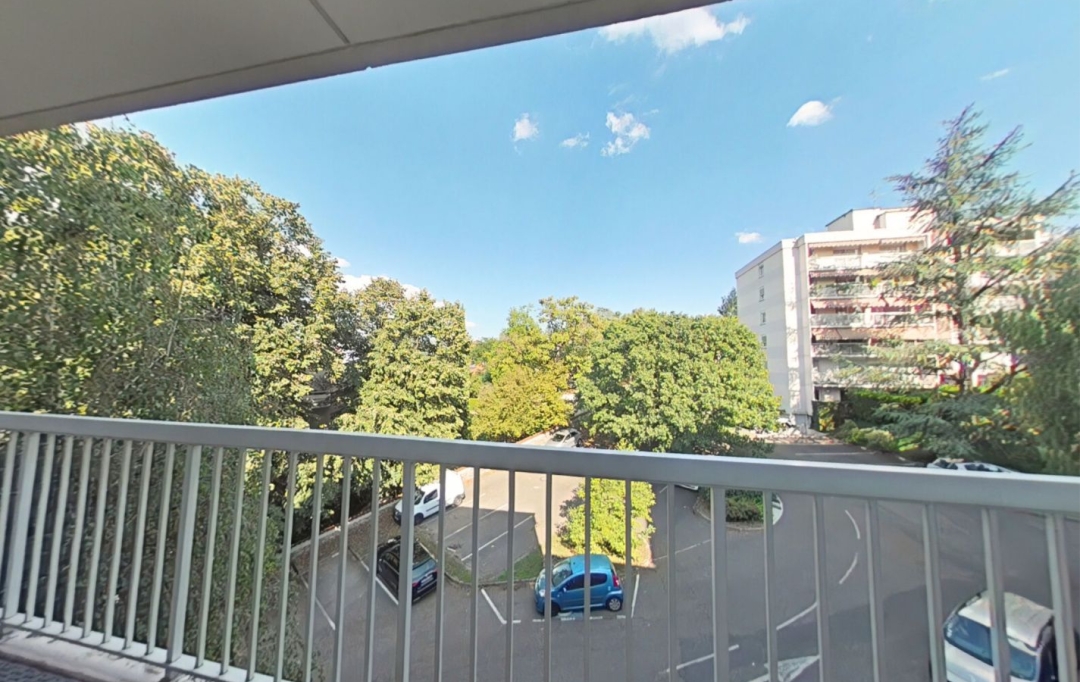 Annonces CROIXROUSSE : Appartement | TASSIN-LA-DEMI-LUNE (69160) | 54 m2 | 1 350 € 