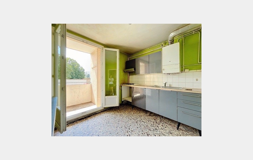 Annonces CROIXROUSSE : Appartement | VENISSIEUX (69200) | 66 m2 | 135 000 € 