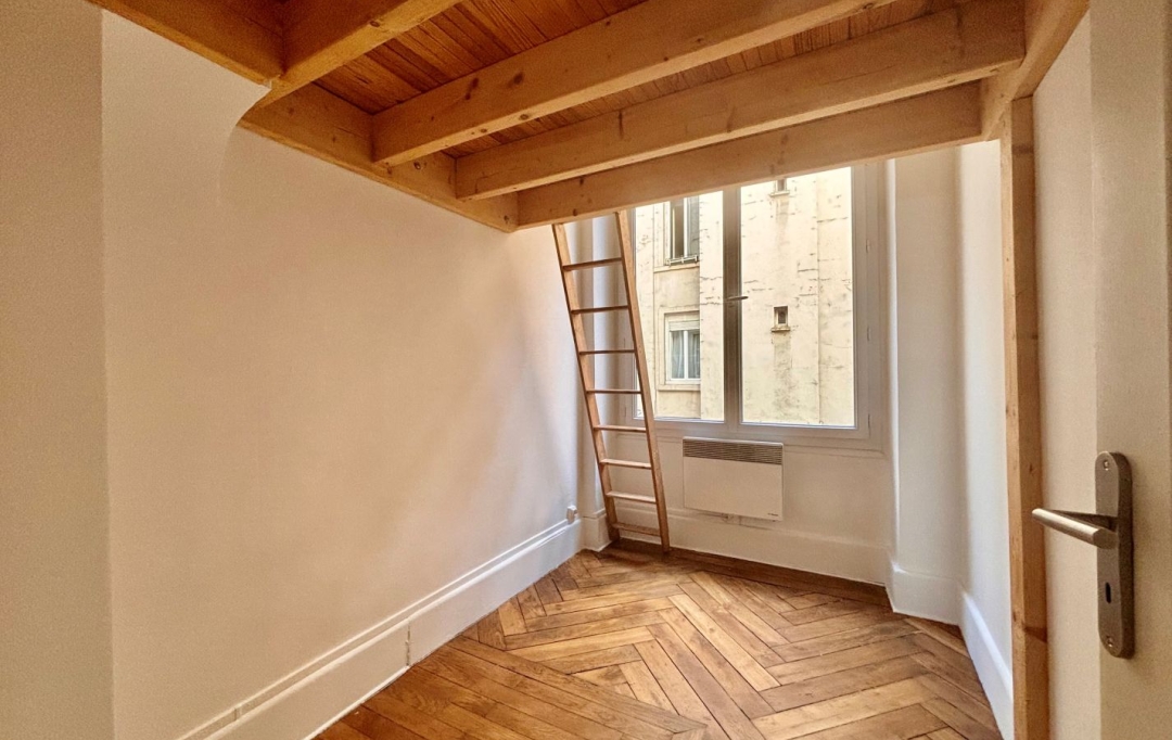 Annonces CROIXROUSSE : Appartement | LYON (69002) | 75 m2 | 290 000 € 