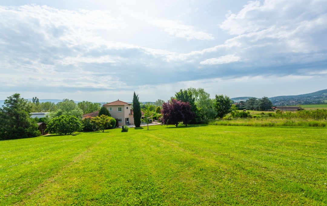 Annonces CROIXROUSSE : Maison / Villa | FLEURIEUX-SUR-L'ARBRESLE (69210) | 134 m2 | 795 000 € 