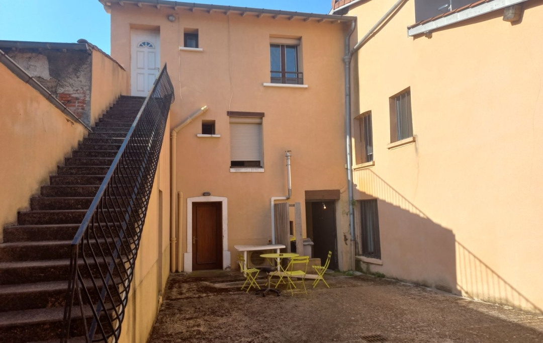 Annonces CROIXROUSSE : Immeuble | LA TOUR-DE-SALVAGNY (69890) | 162 m2 | 621 000 € 