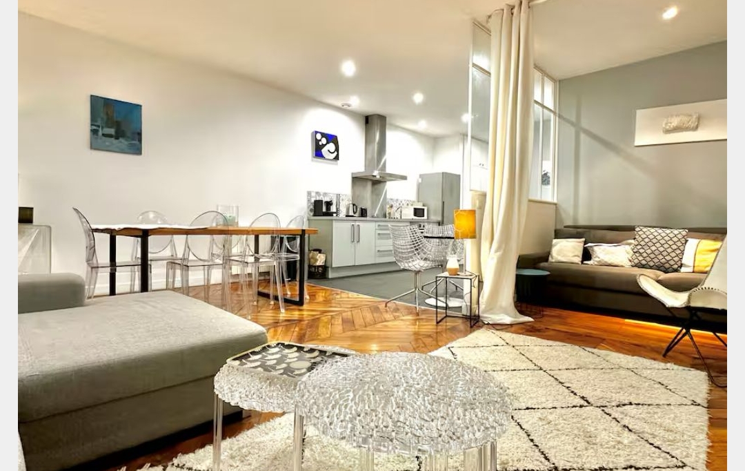 Annonces CROIXROUSSE : Appartement | LYON (69002) | 55 m2 | 1 950 € 